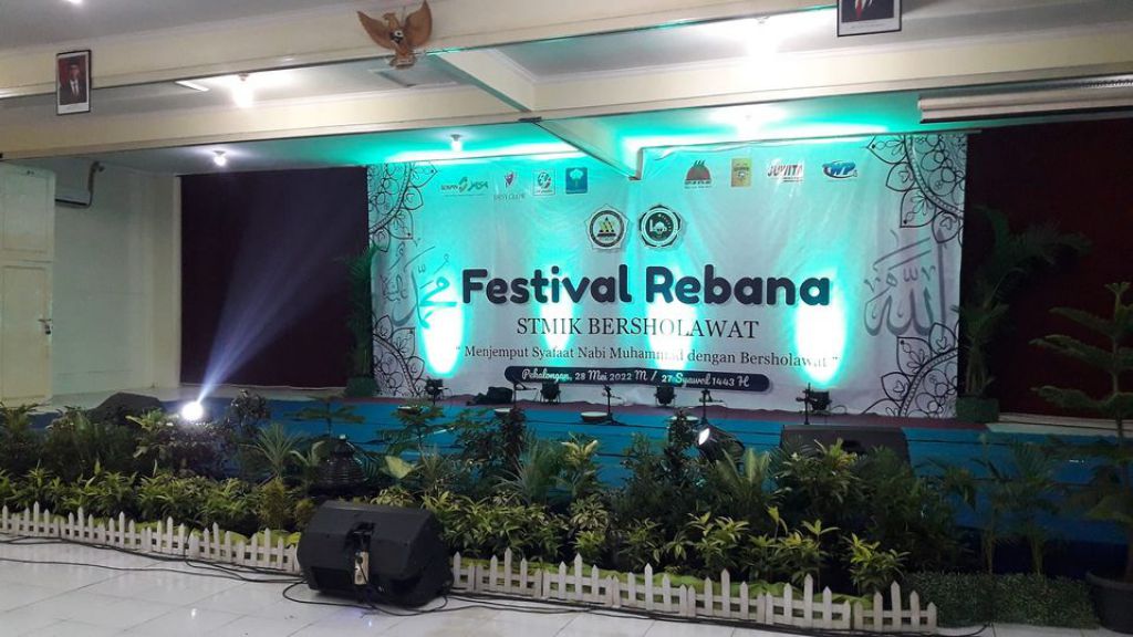 festival-rebana-stmik-bersholawat-ukm-ikatan-keluarga-muslim